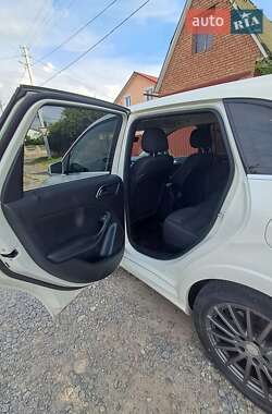Хэтчбек Mercedes-Benz B-Class 2016 в 