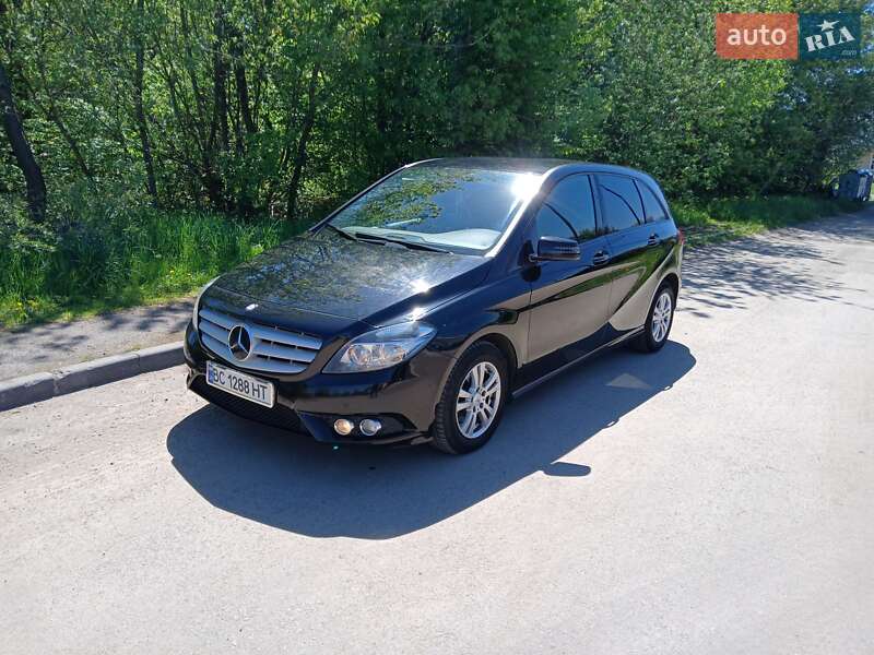 Mercedes-Benz B-Class 2012