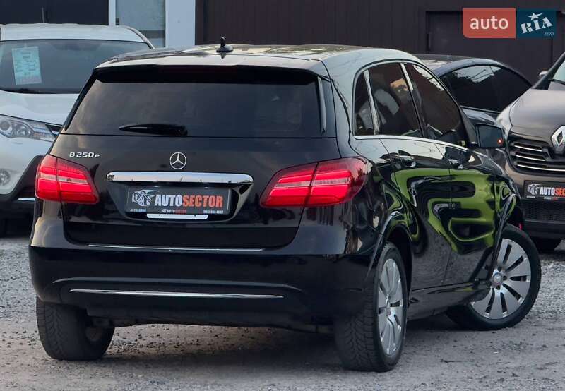 Хэтчбек Mercedes-Benz B-Class 2017 в Харькове
