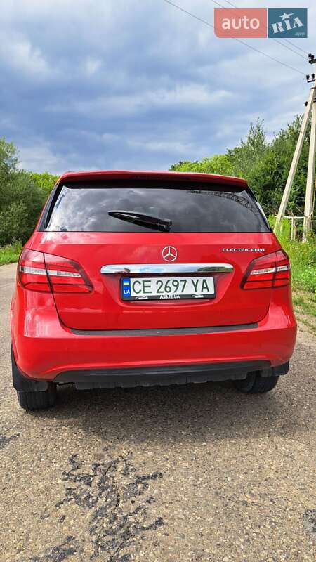 Хэтчбек Mercedes-Benz B-Class 2015 в Черновцах