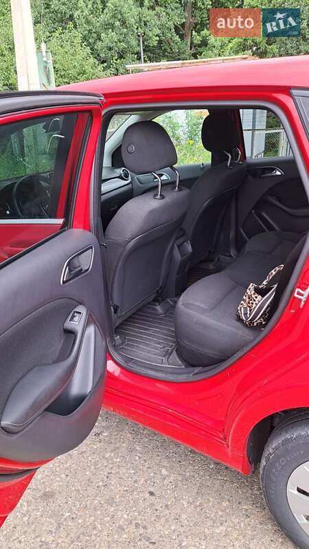 Хэтчбек Mercedes-Benz B-Class 2015 в Черновцах