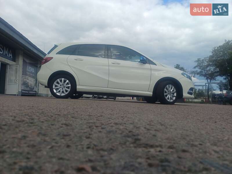 Хэтчбек Mercedes-Benz B-Class 2015 в Львове