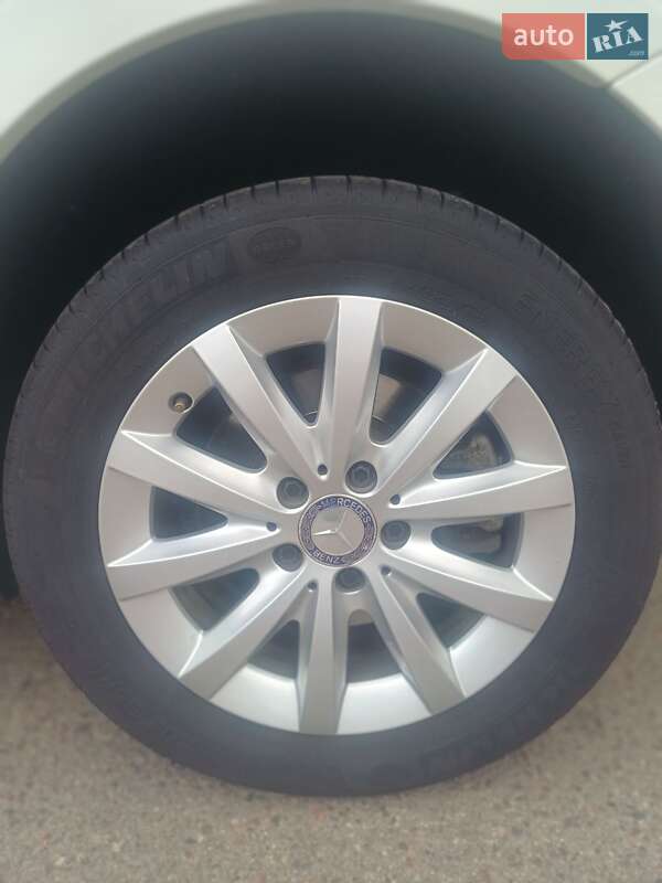 Хэтчбек Mercedes-Benz B-Class 2015 в Львове