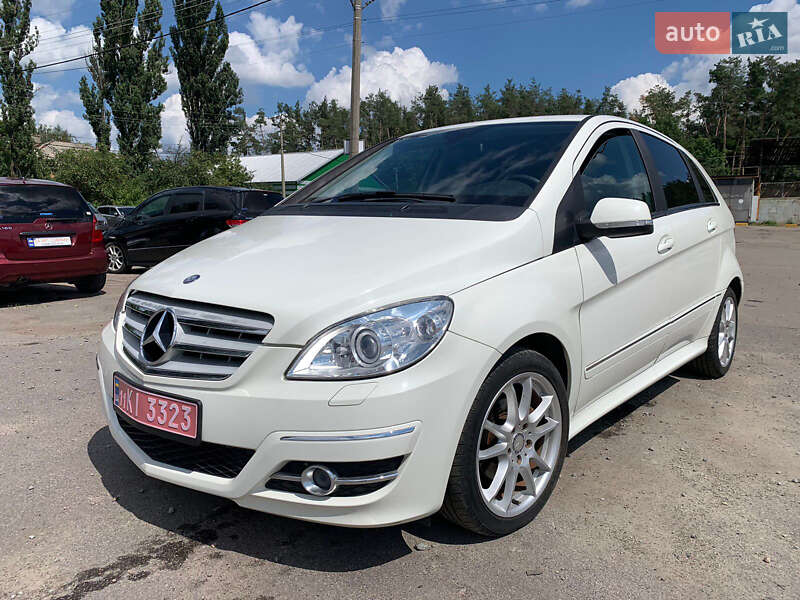 Mercedes-Benz B-Class 2010