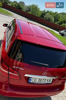 Хэтчбек Mercedes-Benz B-Class 2017 в 