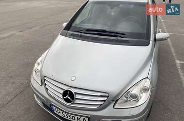 Хэтчбек Mercedes-Benz B-Class 2008 в 