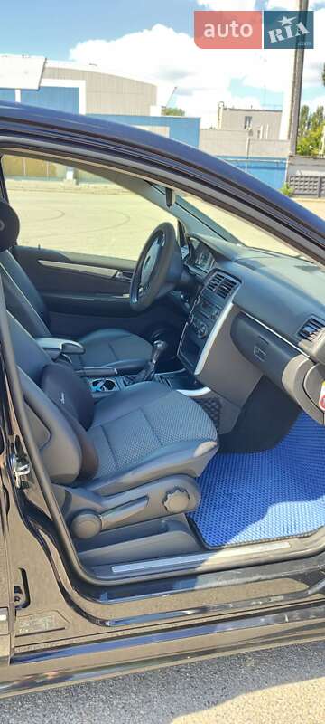 Хэтчбек Mercedes-Benz B-Class 2008 в Запорожье