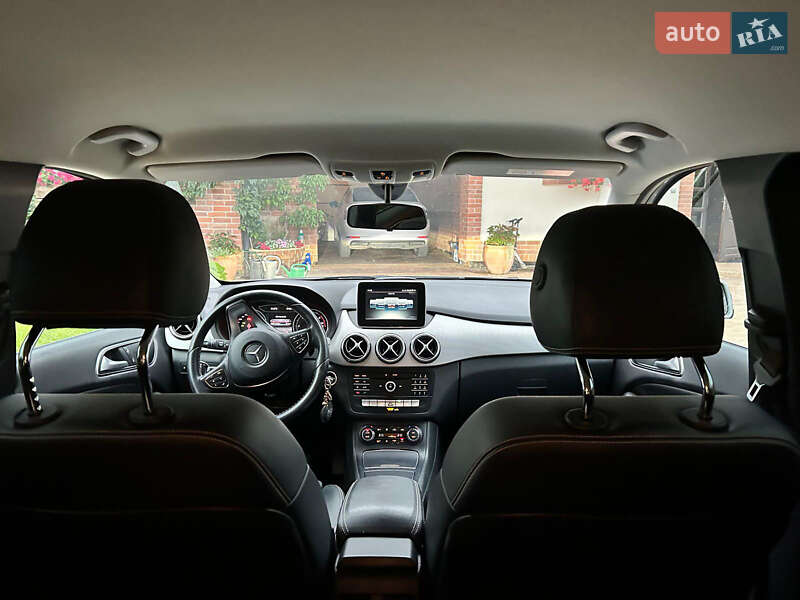 Хэтчбек Mercedes-Benz B-Class 2016 в Львове
