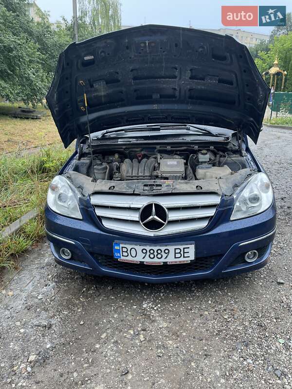 Хэтчбек Mercedes-Benz B-Class 2010 в Тернополе фото 4 Хэтчбек Mercedes-Benz B-Class 2010 в Тернополе