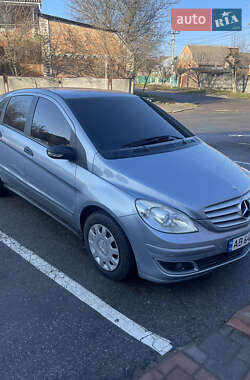 Хэтчбек Mercedes-Benz B-Class 2006 в 