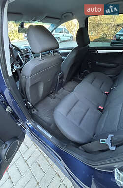 Хэтчбек Mercedes-Benz B-Class 2005 в 