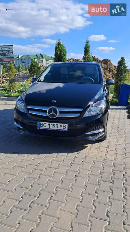 Хэтчбек Mercedes-Benz B-Class 2017 в Дрогобыче