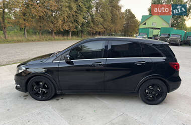 Хэтчбек Mercedes-Benz B-Class 2015 в 