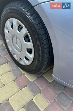 Хэтчбек Mercedes-Benz B-Class 2006 в 