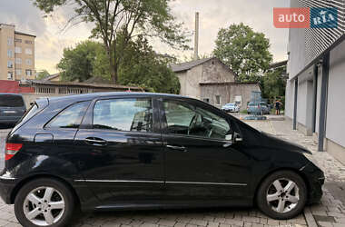 Хэтчбек Mercedes-Benz B-Class 2005 в 