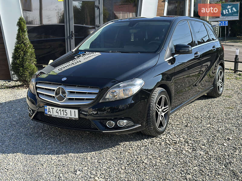 Хэтчбек Mercedes-Benz B-Class 2014 в Ивано-Франковске