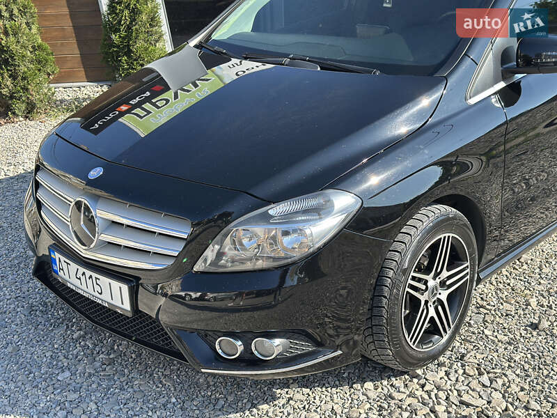 Хэтчбек Mercedes-Benz B-Class 2014 в Ивано-Франковске