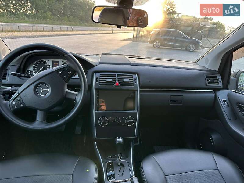 Хэтчбек Mercedes-Benz B-Class 2010 в Тернополе