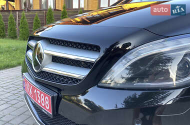 Хэтчбек Mercedes-Benz B-Class 2016 в 