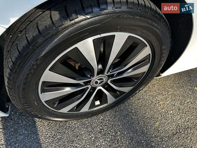 Хэтчбек Mercedes-Benz B-Class 2019 в Киеве