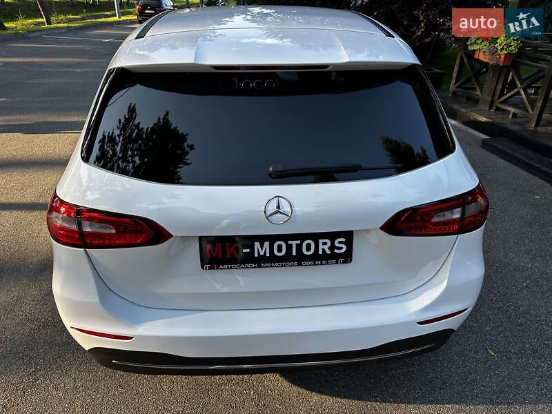 Хэтчбек Mercedes-Benz B-Class 2019 в Киеве