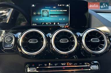 Хэтчбек Mercedes-Benz B-Class 2019 в 