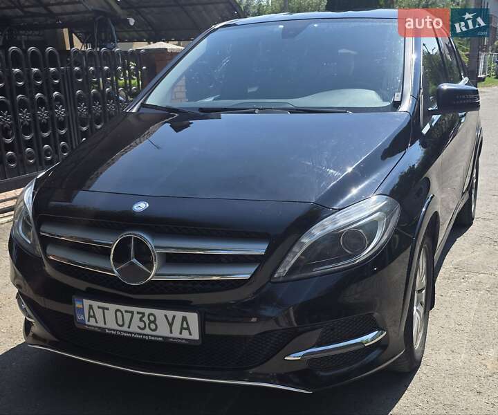 Хэтчбек Mercedes-Benz B-Class 2016 в Калуше
