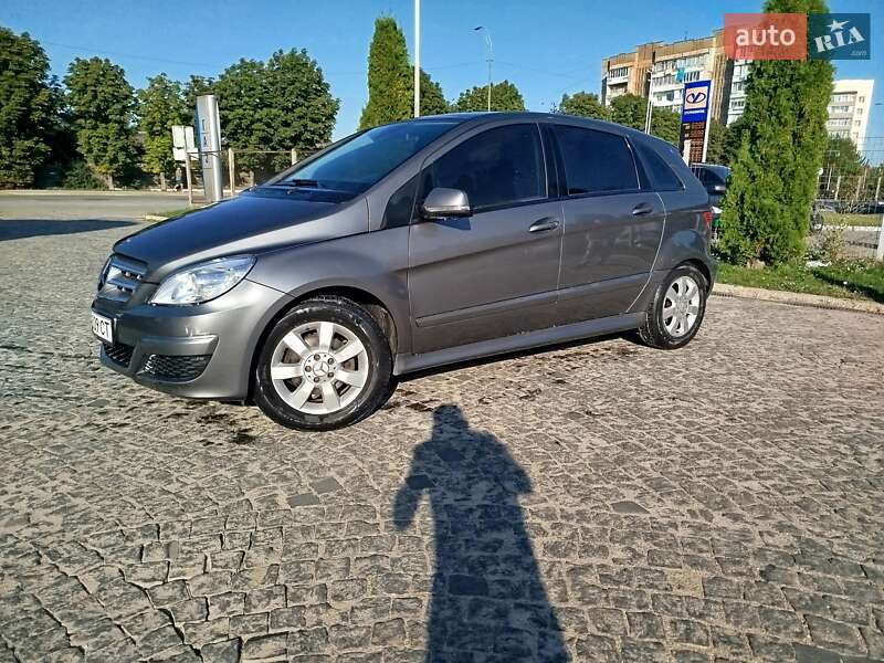 Хэтчбек Mercedes-Benz B-Class 2010 в Чорткове