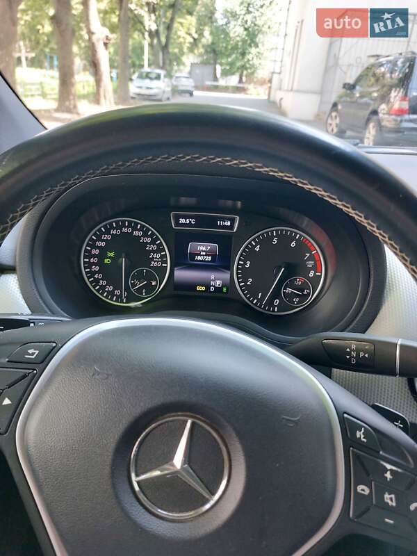 Хэтчбек Mercedes-Benz B-Class 2014 в Виннице фото 13 Хэтчбек Mercedes-Benz B-Class 2014 в Виннице