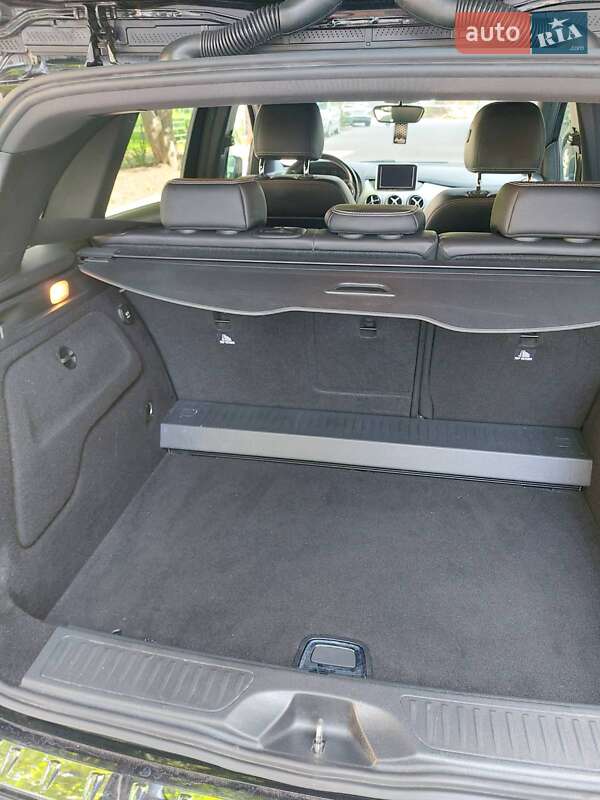 Хэтчбек Mercedes-Benz B-Class 2014 в Виннице фото 26 Хэтчбек Mercedes-Benz B-Class 2014 в Виннице