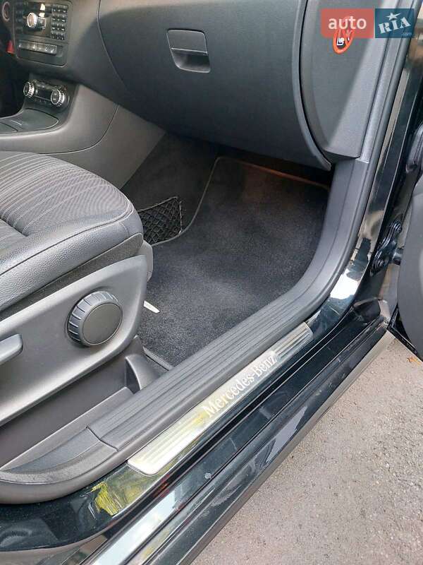 Хэтчбек Mercedes-Benz B-Class 2014 в Виннице фото 24 Хэтчбек Mercedes-Benz B-Class 2014 в Виннице