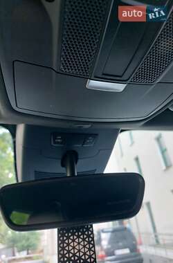 Хэтчбек Mercedes-Benz B-Class 2014 в 