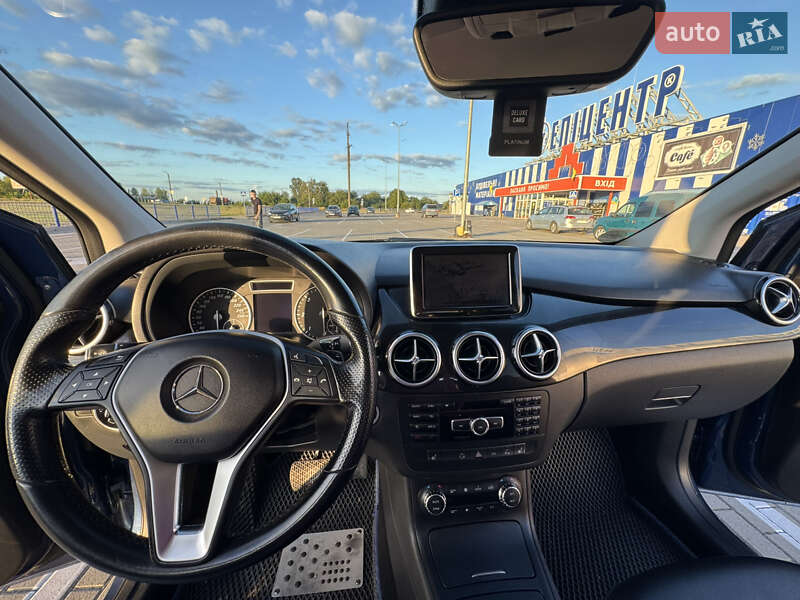 Хэтчбек Mercedes-Benz B-Class 2012 в Нововолынске
