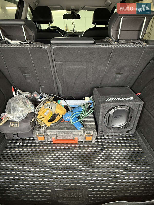 Хэтчбек Mercedes-Benz B-Class 2010 в Харькове фото 14 Хэтчбек Mercedes-Benz B-Class 2010 в Харькове