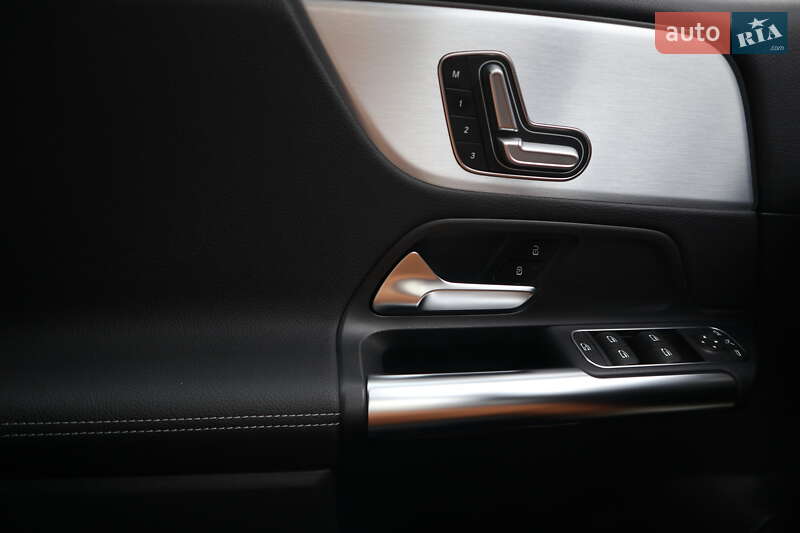 Хэтчбек Mercedes-Benz B-Class 2018 в Киеве