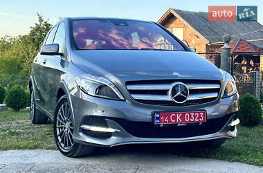 Хэтчбек Mercedes-Benz B-Class 2016 в 