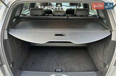 Хэтчбек Mercedes-Benz B-Class 2016 в 