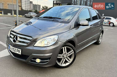 Хэтчбек Mercedes-Benz B-Class 2010 в Киеве
