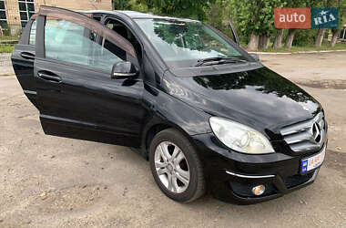 Хэтчбек Mercedes-Benz B-Class 2010 в 