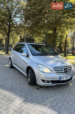 Хэтчбек Mercedes-Benz B-Class 2006 в 