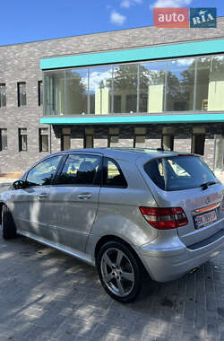 Хэтчбек Mercedes-Benz B-Class 2006 в 