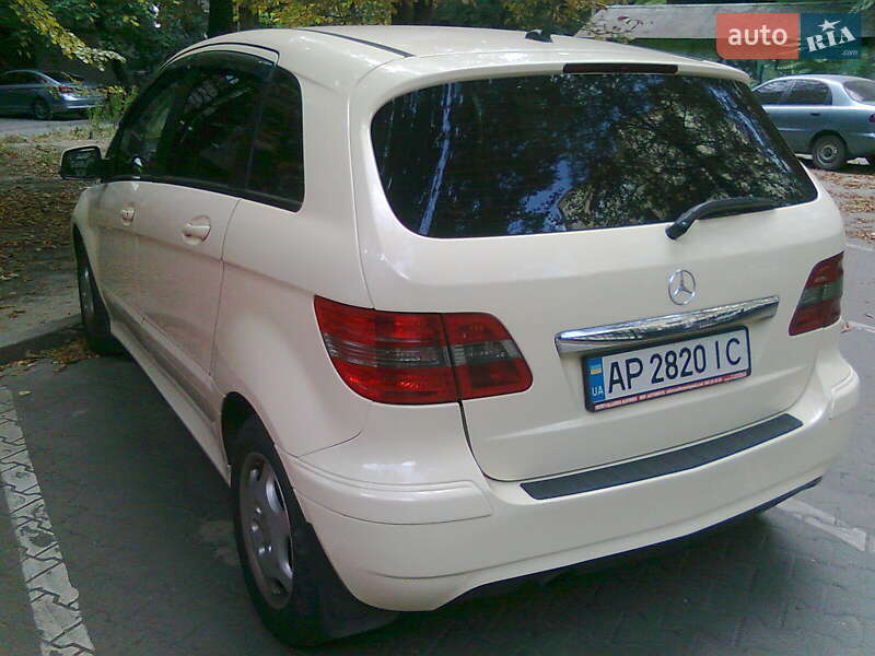 Хэтчбек Mercedes-Benz B-Class 2011 в Запорожье