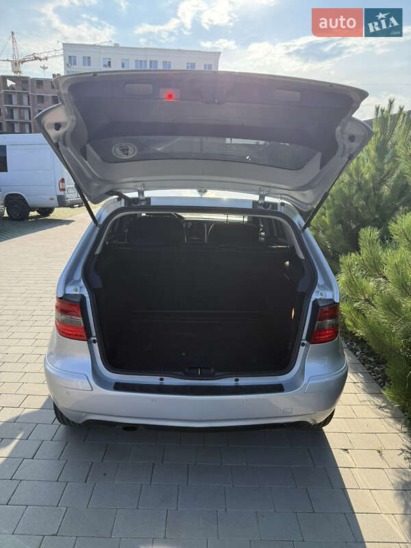 Хетчбек Mercedes-Benz B-Class 2010 в Хмельницькому