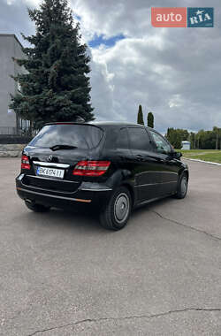 Хэтчбек Mercedes-Benz B-Class 2006 в 