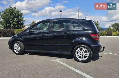 Хэтчбек Mercedes-Benz B-Class 2008 в 