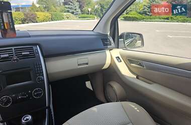 Хэтчбек Mercedes-Benz B-Class 2008 в 