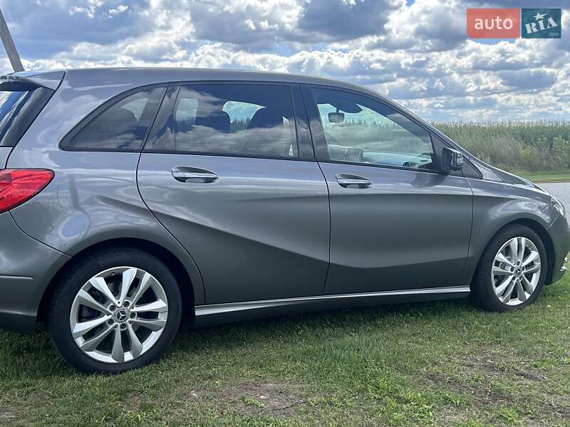 Хетчбек Mercedes-Benz B-Class 2014 в Глевасі
