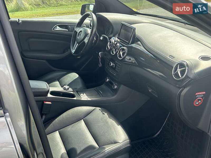 Хетчбек Mercedes-Benz B-Class 2014 в Глевасі