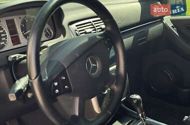 Хэтчбек Mercedes-Benz B-Class 2010 в 