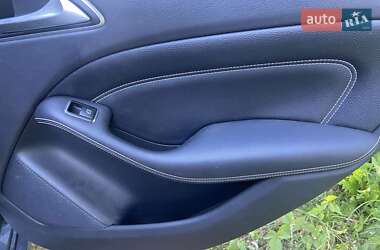 Хэтчбек Mercedes-Benz B-Class 2015 в 
